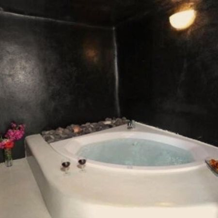 Thea Luxury Resort Фіра Екстер'єр фото